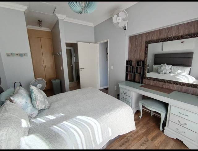 2 BEDROOM TOWNHOUSE TO LET IN CRAIGHALL